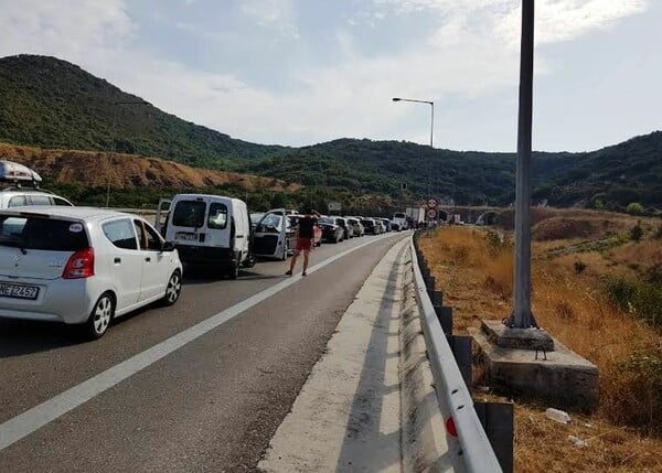 Μπλόκαρε η Εγνατία εξαιτίας ενός σκύλου