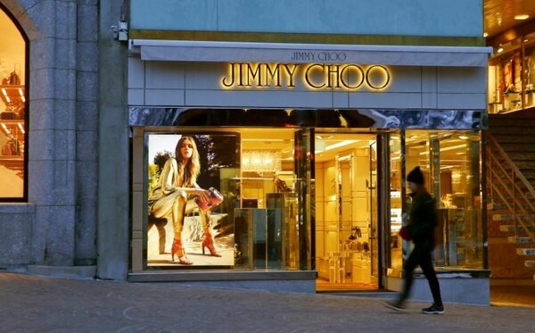 O Michael Kors εξαγοράζει τον οίκο Jimmy Choo