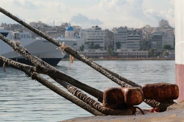 Κανονικά τα δρομολόγια των πλοίων από Ραφήνα και Λαύριο