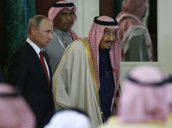 Ο Πούτιν «ξεπουλάει»: Μετά την Τουρκία και η Σαουδική Αραβία αγοράζει ρωσικούς πυραύλους S-400