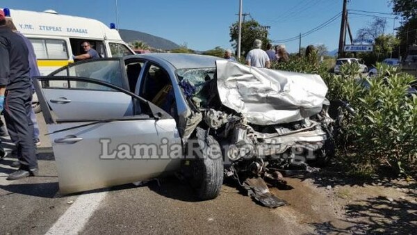 Τραγωδία στη Λαμία - Ξεκληρίστηκε οικογένεια σε τροχαίο