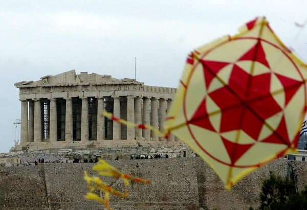 Άνοιξη για λίγο ακόμη, αλλά η κακοκαιρία ξεκινά αμέσως μετά