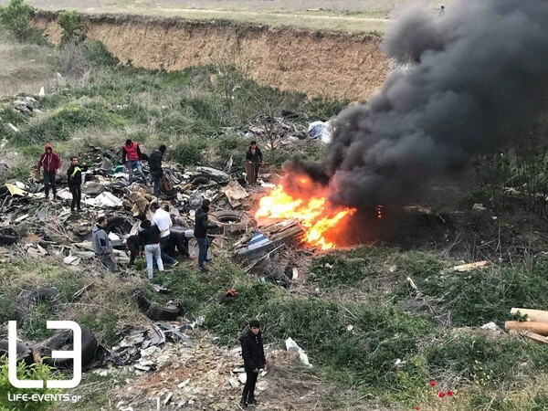 Τα Διαβατά έγιναν η νέα Ειδομένη - Αποφασισμένοι να παραμείνουν οι πρόσφυγες μέχρι να ανοίξουν τα σύνορα