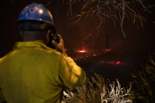 Πυρκαγιά στην Καλιφόρνια: Ένας νεκρός - 5.000 άνθρωποι απομακρύνθηκαν από τα σπίτια τους