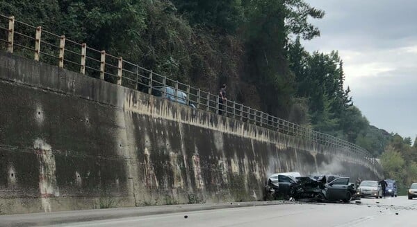 Πάτρα: Τραγικό τροχαίο με δύο νεκρούς