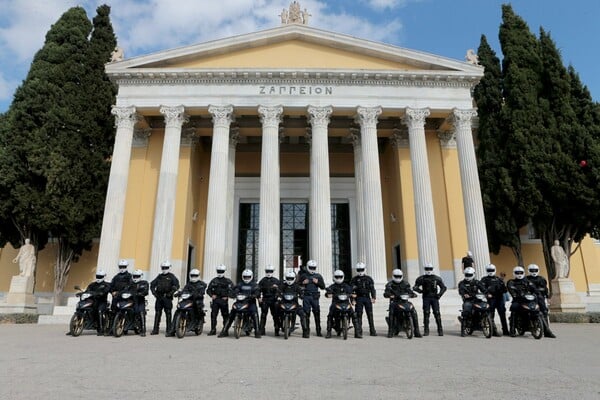 «Δράση»: Η νέα δίκυκλη ΟΠΚΕ που αντικαθιστά την ομάδα «Δέλτα» βγήκε στους δρόμους