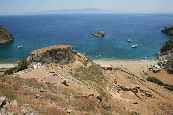 Κέα: Στο κοντινό κυκλαδονήσι για μπάνια και περιπάτους