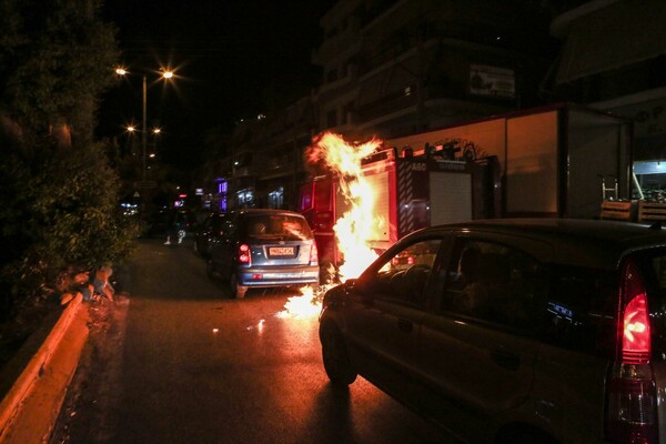 26 προσαγωγές και δύο συλλήψεις στα επεισόδια μετά τις συγκεντρώσεις για τη δολοφονία Φύσσα