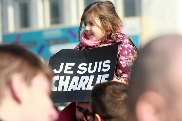 ''Je Suis Charlie'' σε Αθήνα και Θεσσαλονίκη