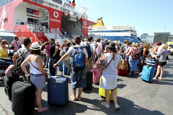 Μαζική έξοδος εν όψει Δεκαπενταύγουστου