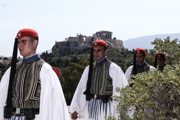 Άναψε στην Πνύκα η Φλόγα των Special Olympics 2015