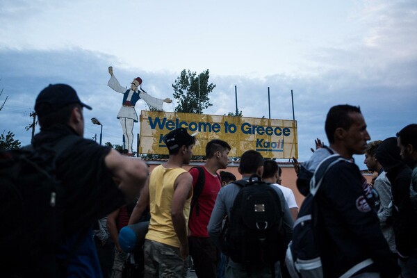 Φόβοι για προσφυγικό κύμα μέσω Εβρου από το άνοιγμα στο φράκτη