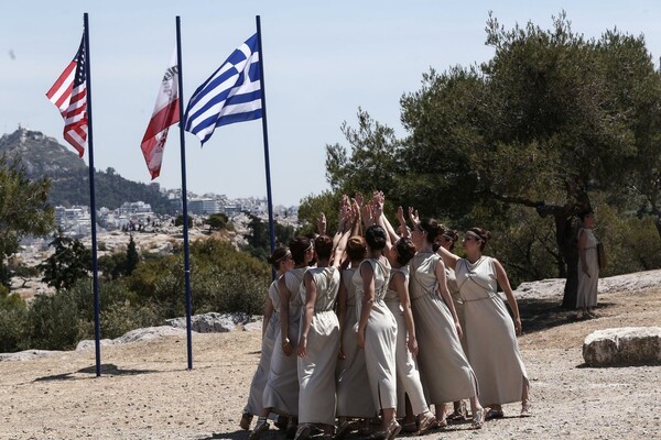 Άναψε στην Πνύκα η Φλόγα των Special Olympics 2015