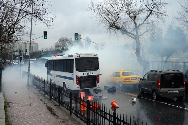 Τουρκία: Σοβαρά επεισόδια μετά το θάνατο 15χρονου που χτυπήθηκε από δακρυγόνο