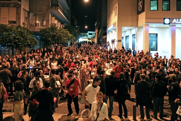 Χθες το βράδυ οι atenistas ξεσήκωσαν τη γειτονιά