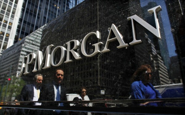 Επίθεση από χάκερς στη JP Morgan