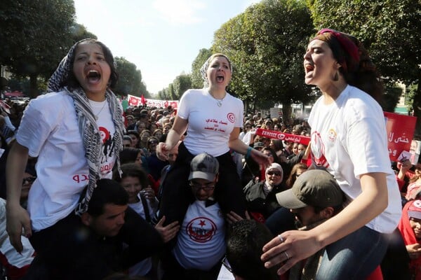 Επτά χρόνια φυλάκιση στους αστυνομικούς που βίασαν νεαρή γυναίκα