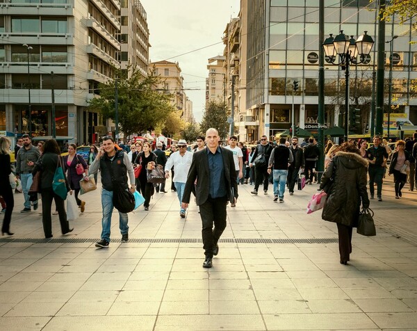 Ο Βαρουφάκης αποκαλύπτει στους NY Times ό,τι έχει καταγράψει το Eurogroup της Ρίγας