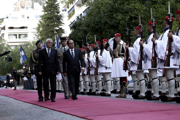 Ο Ολάντ στην Αθήνα - Όλες οι φωτογραφίες και τα παραλειπόμενα