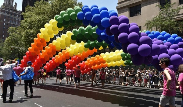 Φωτογραφίες από το μεγαλύτερο Pride στην ιστορία της Νέας Υόρκης