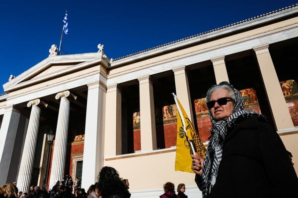 Οι 20 αγαπημένες μου φωτογραφίες απ' την συγκέντρωση κατά της νέας ταυτότητας