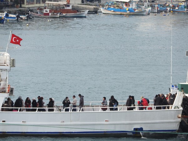 H Λέσβος χάνει και τους Τούρκους τουρίστες