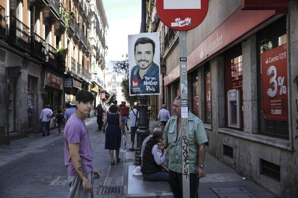 Στο υψηλότερο επίπεδο μετά το 2008 ο αριθμός των Ισπανών που μετανάστευσαν πέρυσι στο εξωτερικό