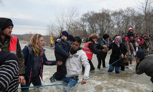 Tι έλεγε το φυλλάδιο που μοιράστηκε στους πρόσφυγες