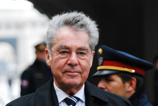 Aυστρία: Ο ομοσπονδιακός Πρόεδρος δεν επιθυμεί υποβάθμιση των σχέσεων με την Ελλάδα