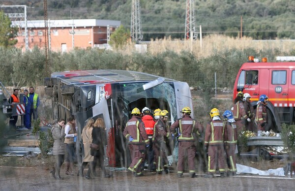 Γυναίκες ήταν και οι 13 νεκροί της τραγωδίας με τους φοιτητές στην Ισπανία - Και Έλληνες στο λεωφορείο