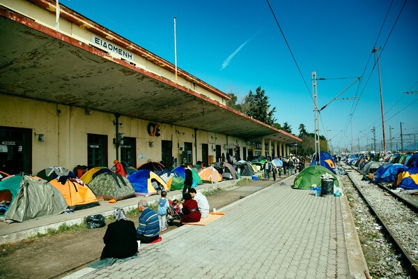 ΑΠΟΣΤΟΛΗ: Οι φωτογραφίες της Ειδομένης που δεν έχετε ξαναδεί