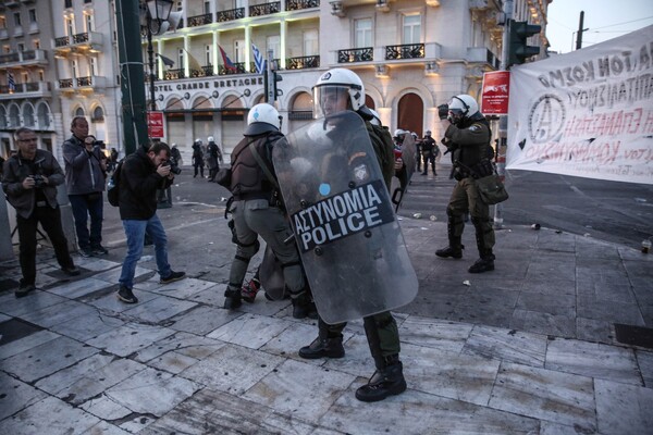 Η ΑΔΕΔΥ καταγγέλει την κυβέρνηση για βίαιη τρομοκρατική επίθεση