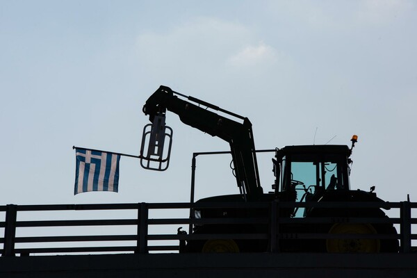 Κλείνουν και σήμερα τα Τέμπη