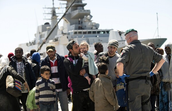 Ιταλία: Έρευνα για το αν το ISIS διοργανώνει τις προσφυγικές ροές