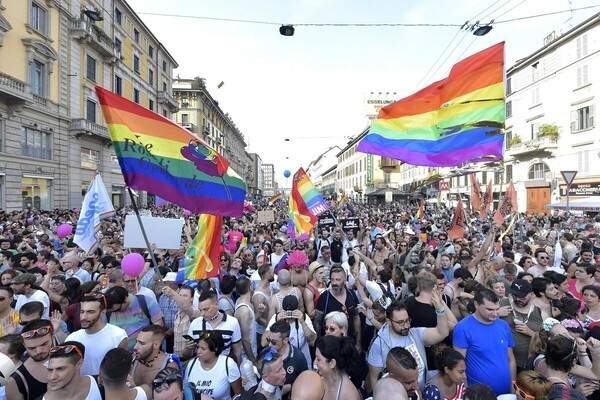 Υπερηφάνεια και αγάπη - 20 φωτογραφίες από τα Pride του κόσμου