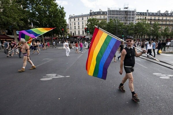 Υπερηφάνεια και αγάπη - 20 φωτογραφίες από τα Pride του κόσμου