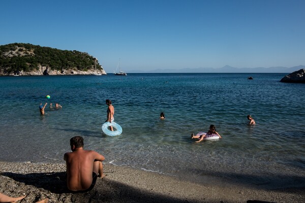 Λιακάδα, ζέστη και σκόνη