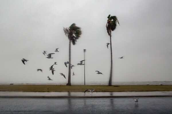 60 εικόνες από τον τυφώνα Harvey, που δείχνουν όλες τις πτυχές της καταστροφής