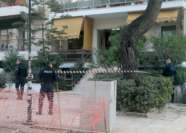 Σοκαριστική εξέλιξη στη Νέα Σμύρνη: Βρήκαν μηνύματα στον τοίχο- Ο πατέρας έβαλε τη φωτιά και πέθανε μαζί με τα παιδιά του