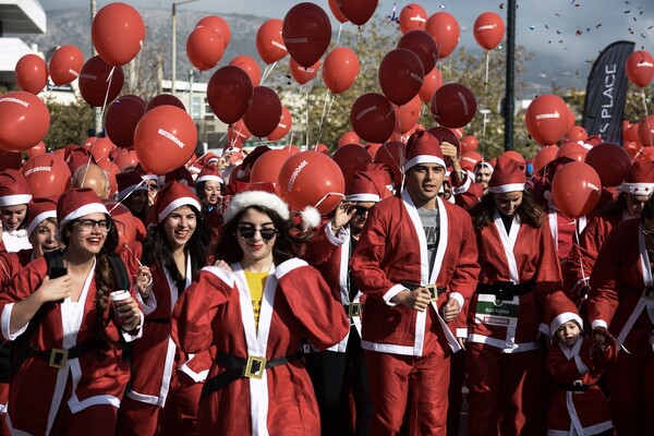 15 φωτογραφίες από το φετινό Santa Run στη Γλυφάδα