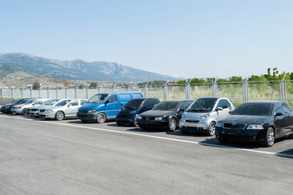 Πάνω από 2 εκατ. ευρώ τα κέρδη της σπείρας που εξαπατούσε πολίτες με «μαϊμού» αγγελίες αυτοκινήτων