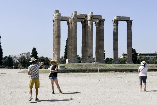 Γερμανικός Τύπος: Χρυσή χρονιά για τον ελληνικό τουρισμό