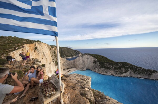 Στα ύψη οι κρατήσεις για τα Ιόνια Νησιά