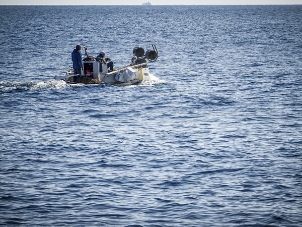 Νεκρός βρέθηκε ψαράς που αγνοείτο στη Σαλαμίνα