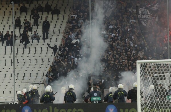 Σε 14 συλλήψεις προχώρησε η ΕΛ.ΑΣ. για επεισόδια και άλλα αδικήματα έξω και μέσα στο ΟΑΚΑ