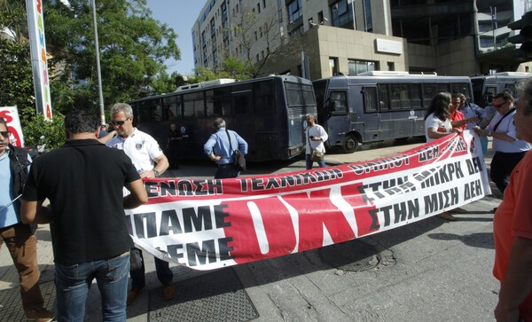 Συγκέντρωση διαμαρτυρίας εργαζομένων της ΔΕΗ για τις λιγνιτικές μονάδες