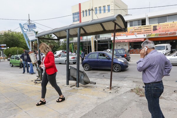 Τι λέει η Τροχαία για το δυστύχημα στη Μεταμόρφωση - Στους τραυματίες και μια 9χρονη που δεν φορούσε ζώνη