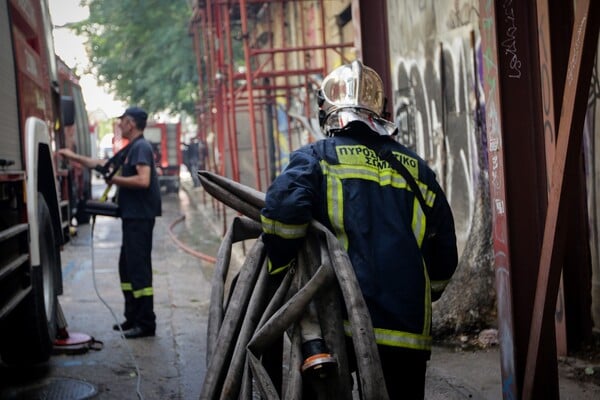 Συνελήφθη υπάλληλος του δήμου Αθηναίων για εμπρησμούς