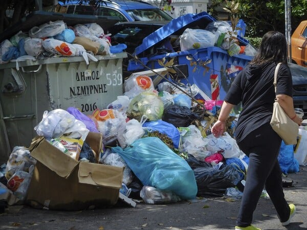 «Πόλεμος» για τα σκουπίδια στην Αθήνα - Την Πέμπτη θα ανοίξει ο ΧΥΤΑ Φυλής, λένε οι αρμόδιοι