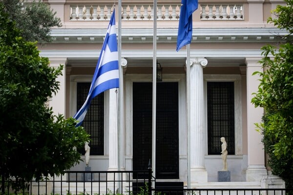 Ετοιμάζουν αντικαταστάσεις στην ηγεσία Αστυνομίας και Πυροσβεστικής για τις φονικές πυρκαγιές